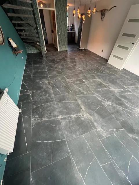 Afgewerkt tegelproject
